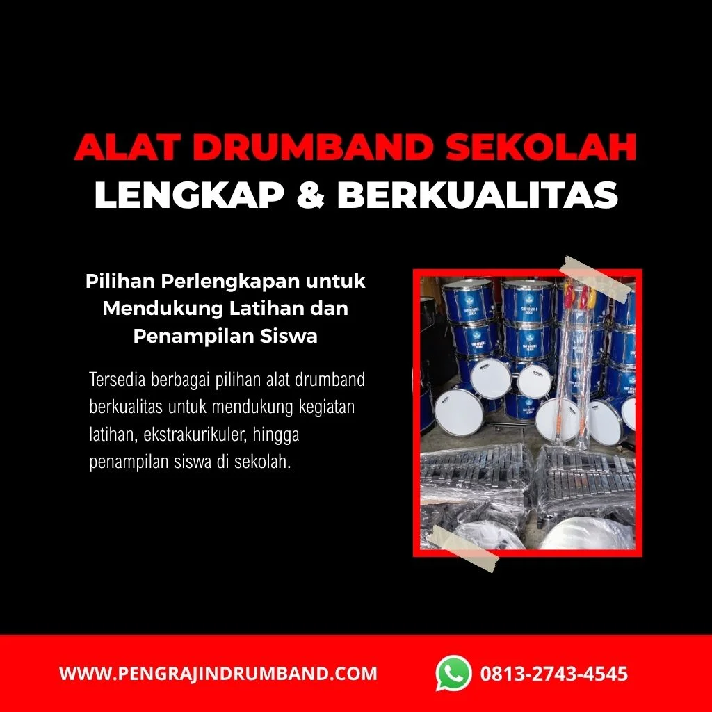 siswa menggunakan alat drumband sekolah untuk kegiatan ekstrakurikuler